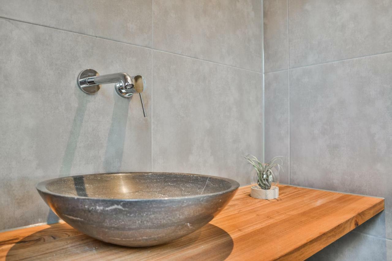Boutique Hotel Koninginn ハーレム エクステリア 写真